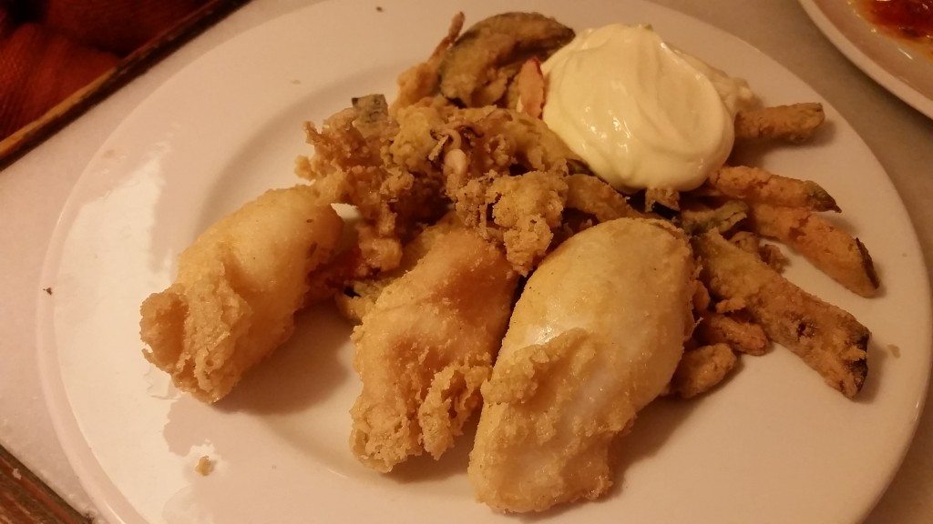 Fried squid with aioli. 