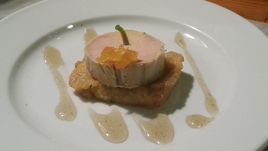 Foie over sweet bread with marmalade. 