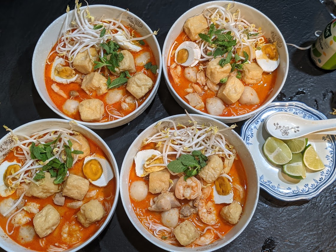 Malaysia: Curry Laksa